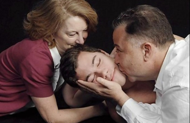 30-hilarious-awkward-family-photos-on-the-internet